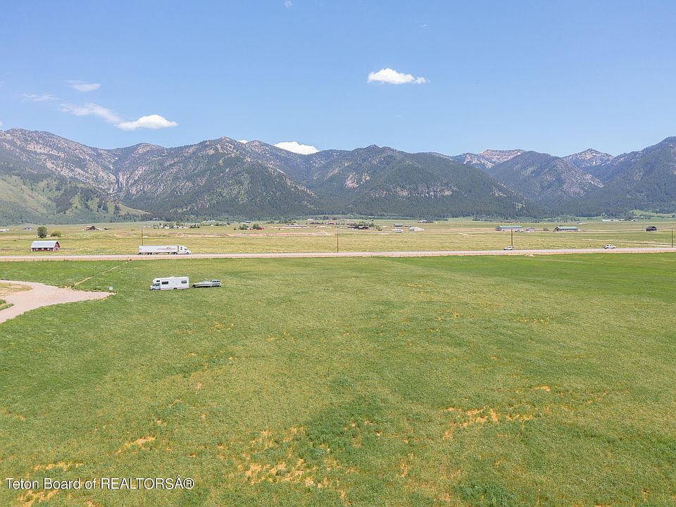 6 Black Canyon Rd, Etna, WY 83118 Zillow