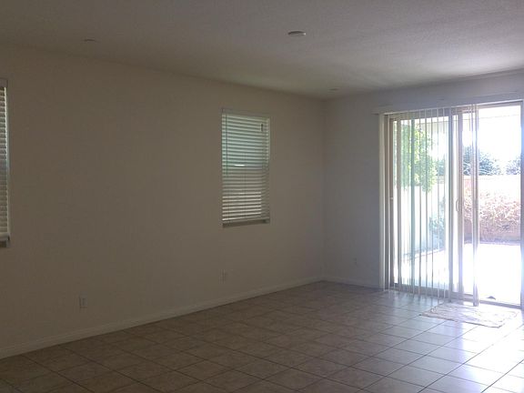 5th image of 3993 Peppertree Ln