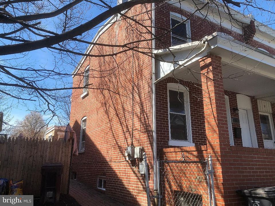 1st image of 14 Cedar St