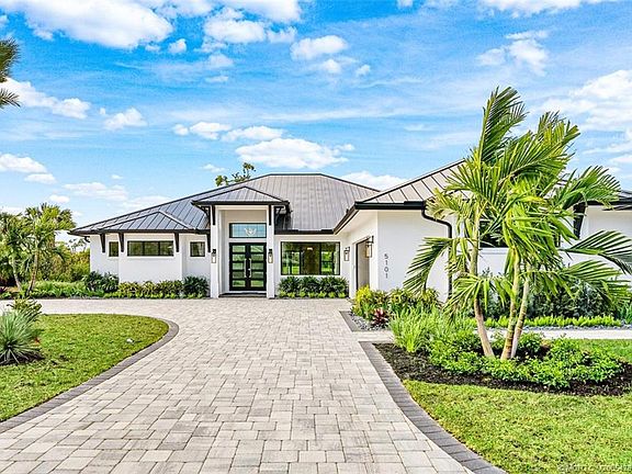 4th image of 5101 SE Burning Tree Cir