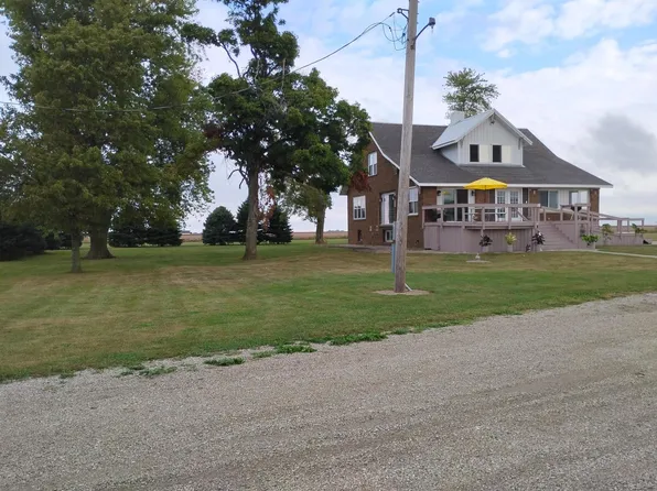 10788 N 1000 East Rd, Chenoa, IL 61726