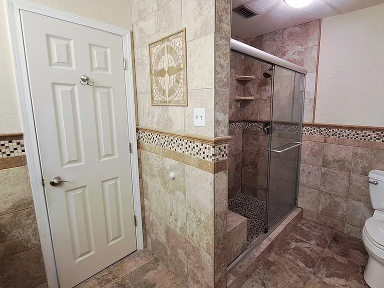 7819 Hearthstone Cir — Photo 26