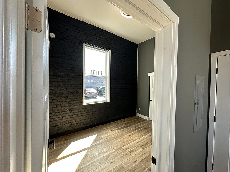 1349 S B St #1 — Photo 6