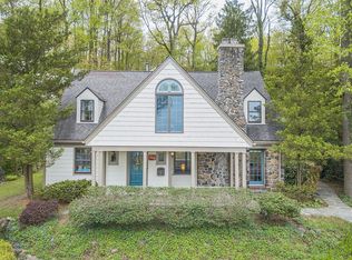 14 Mountainside Park Ter, Montclair, NJ 07043