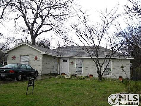 1st image of 300 E 1st St