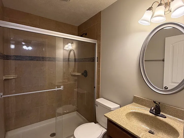 122 W Morningside Dr — Photo 31