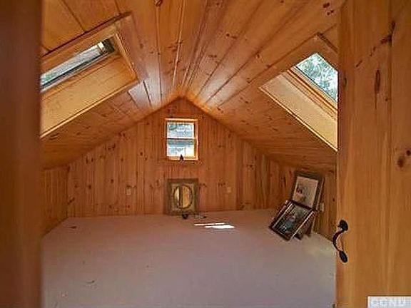 3rd floor other side