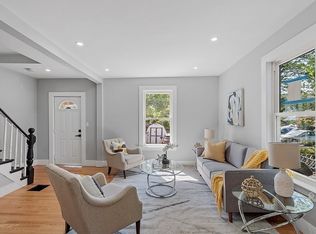 9 Sisson Ter, Lynn, MA 01902
