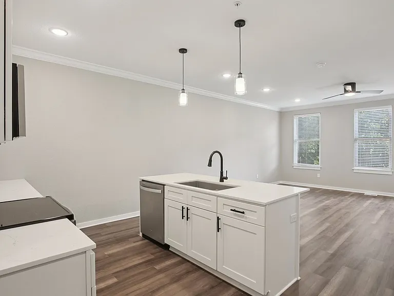 Greenwood Townhomes — Photo 63