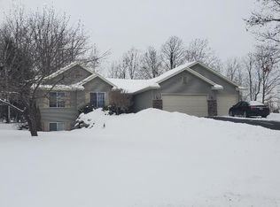 879 Wedgewood Dr, Mosinee, WI 54455