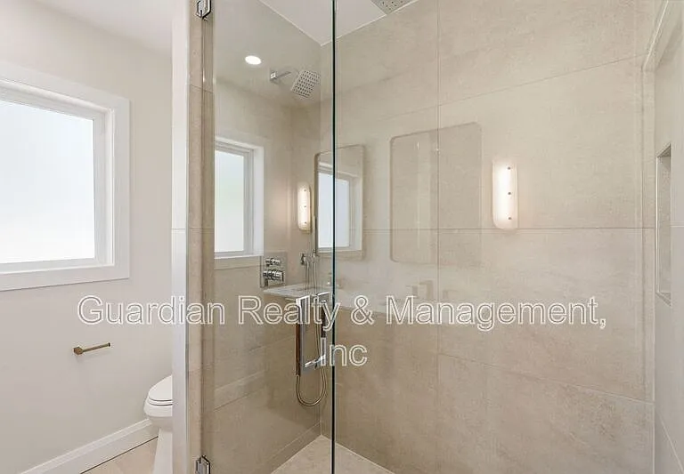 6819 E Paradise Pkwy — Photo 18