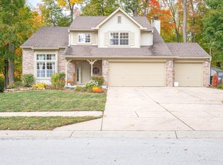 1578 Stoneybrook Grove Ln, Greenwood, IN