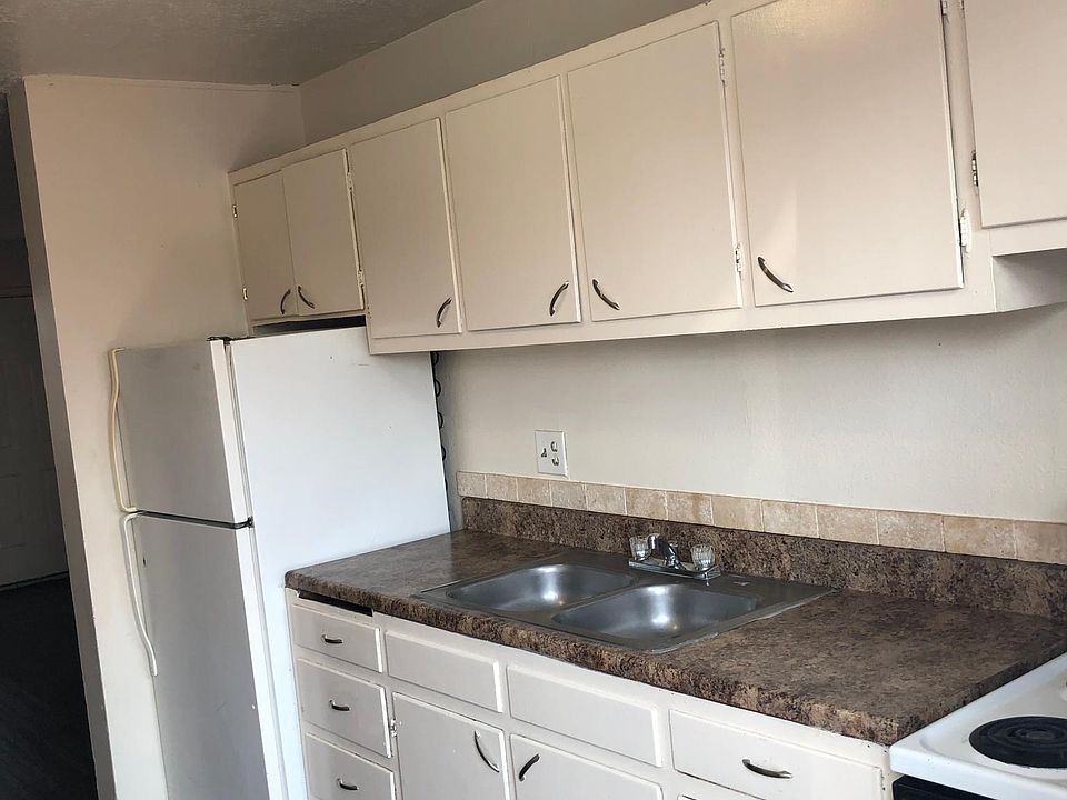 1st image of 3421 Ross Ave SE APT A