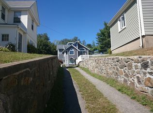 39R Spring St, Boston, MA 02132