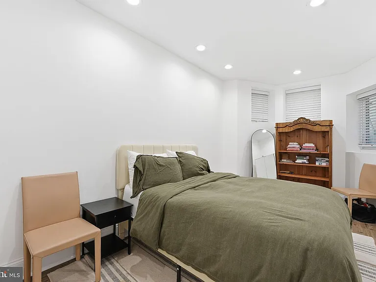 1841 Monroe St NW #2 — Photo 13
