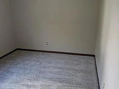 3309 West St - 3309 West St #4 — Photo 2