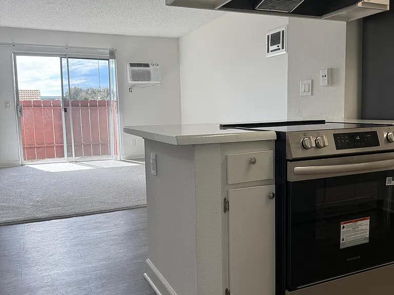 9064 Gramercy Dr #54 — Photo 33