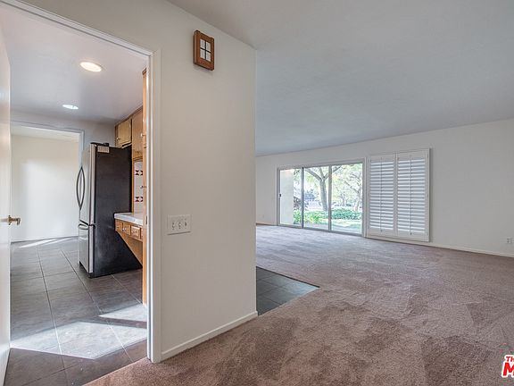 4th image of 3500 W Manchester Blvd Unit 167