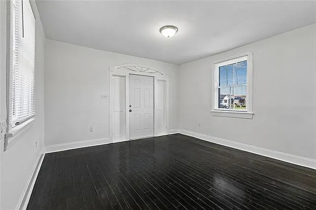 Building Photo - 1437 Gallier St