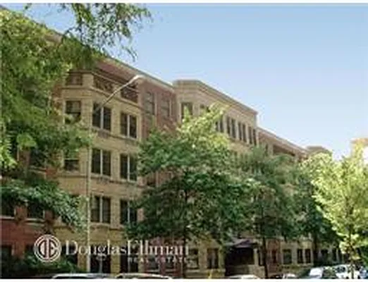 Rented by Douglas Elliman | media 23