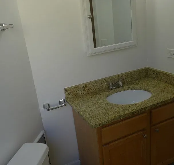 808-12 W Junior Terrace — Photo 66