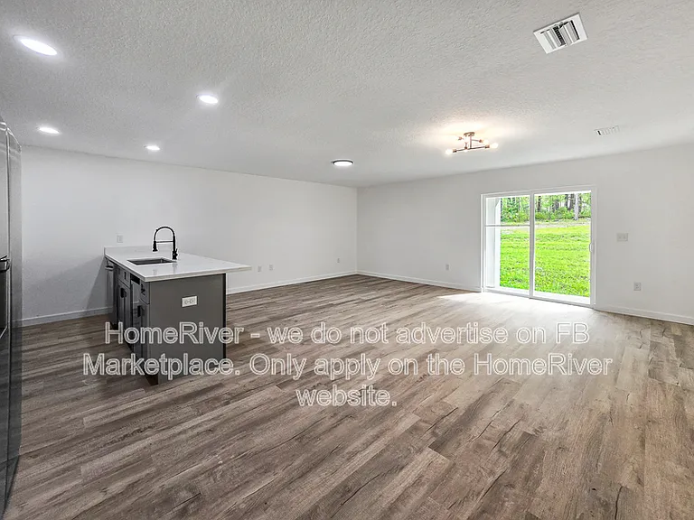 6851 SE 23rd Ave — Photo 8