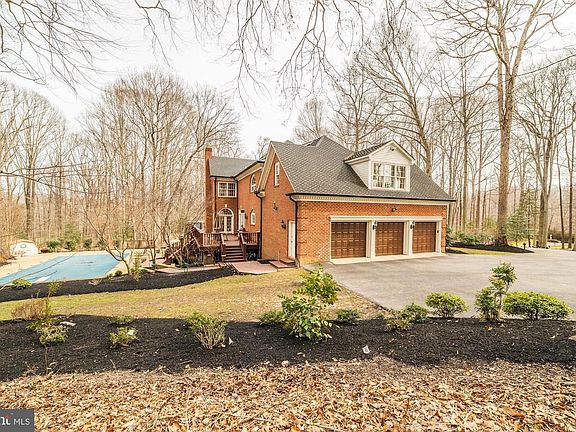 2nd image of 11102 Devereux Station Ln