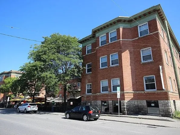 345 Elgin St #D, Ottawa, ON K2P 1M7