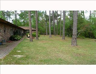 3rd image of 61420 Brittany Dr