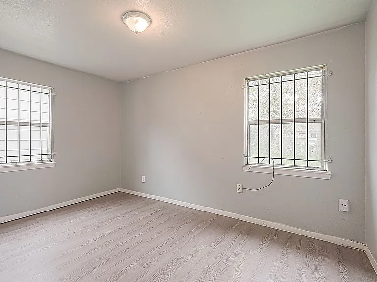 9302 Fairland Dr — Photo 14