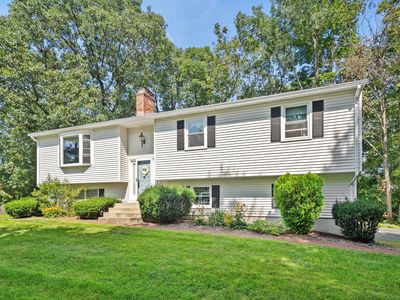 16 Springbrook Lane, Simsbury, CT, 06070