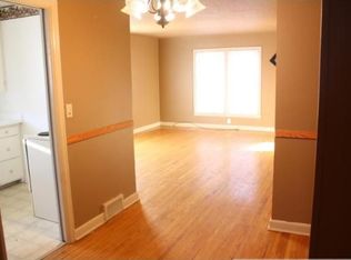 1202 Oxford St, Hopkins, MN 55343