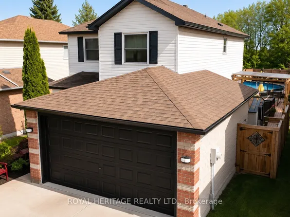 23 Hooper Sq, Clarington, ON L1C 4X7