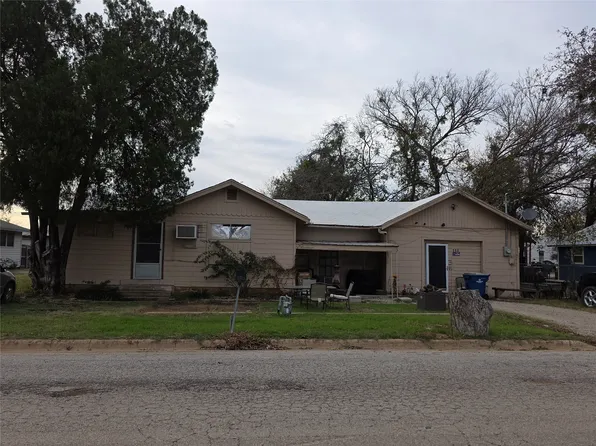 505 N Baylor Ave, Breckenridge, TX 76424