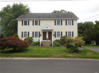 209 Hunyadi Ave, Fairfield, CT 06824