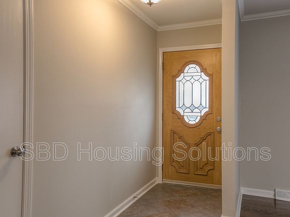 4th image of 10504 E 32nd St S