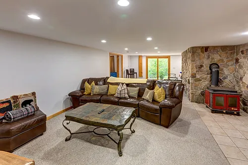 525 Townsend Hollow Rd #ID1492973P Photo 1