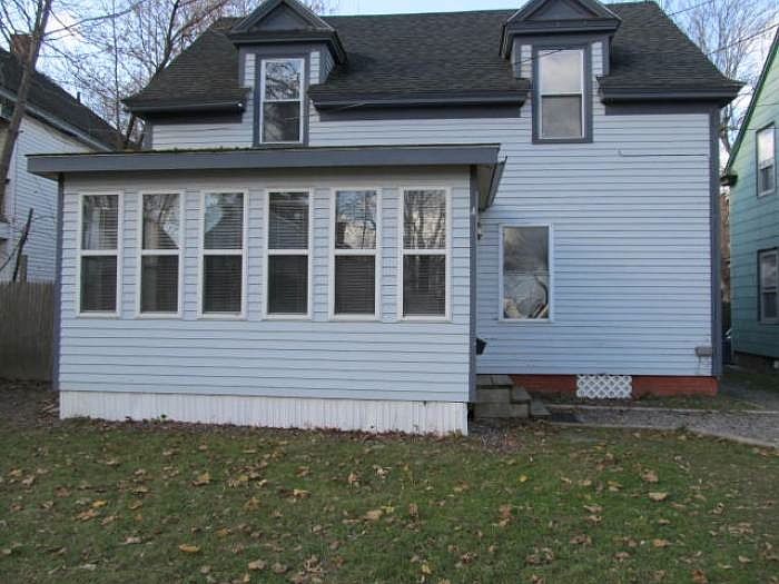 house - front/entry
