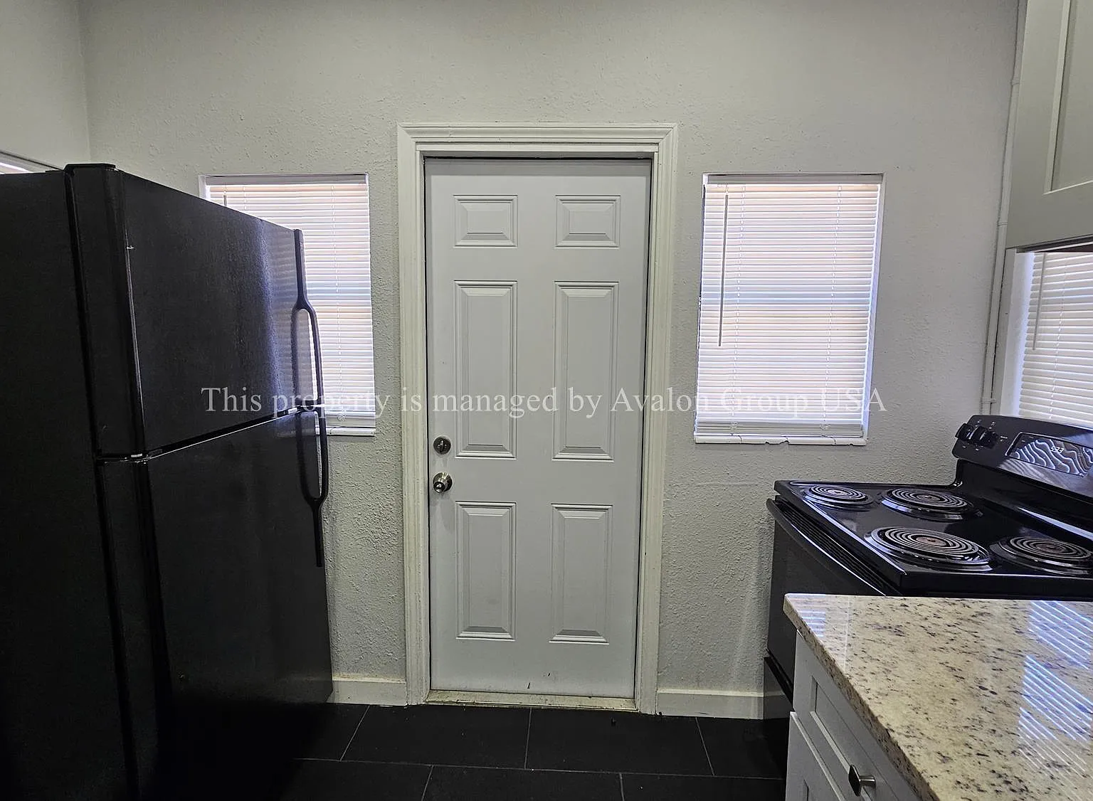 2 bed, 850 sqft, $995 — Photo 4