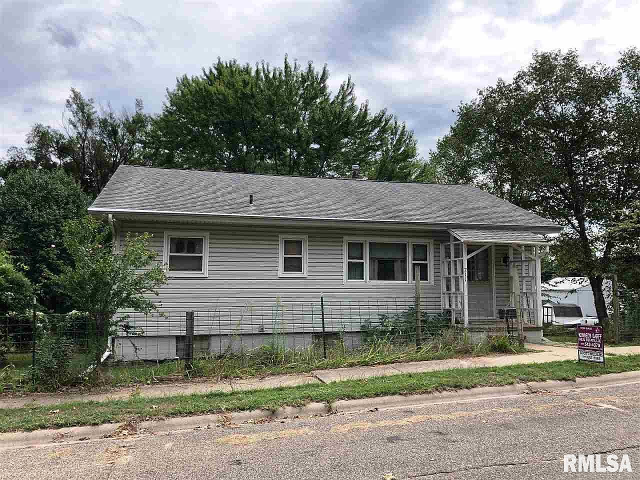 711 S Pearl St, Havana, IL 62644 Zillow