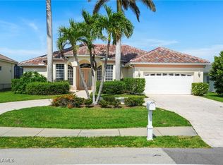 5406 Pelican Blvd, Cape Coral, FL 33914
