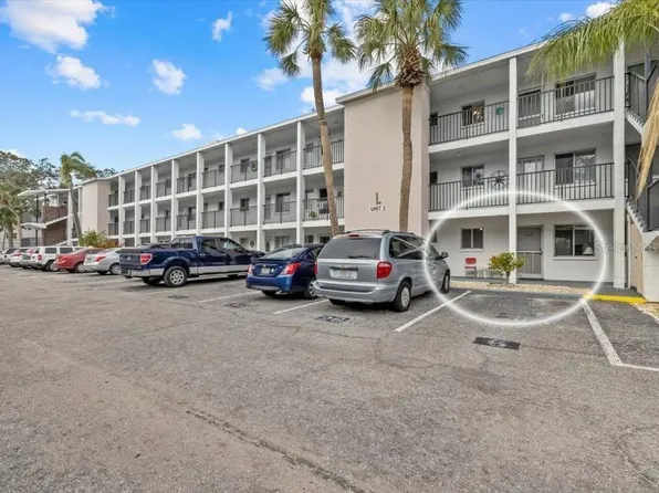 2047 Canal Dr #L6, Bradenton, FL 34207
