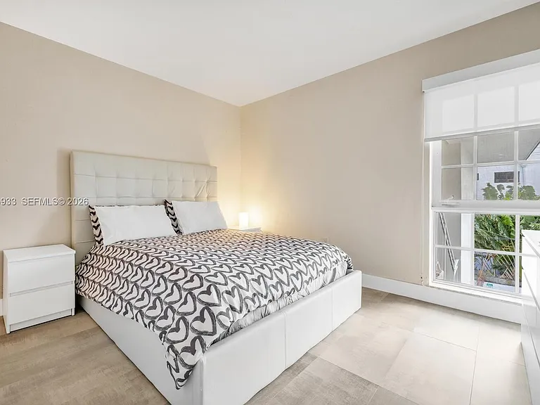 290 Sunrise Dr #312 — Photo 9