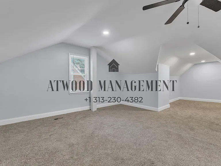 10037 Grayton St — Photo 11