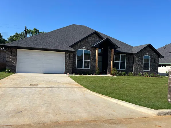 2510 Windmill Ln, Longview, TX 75601