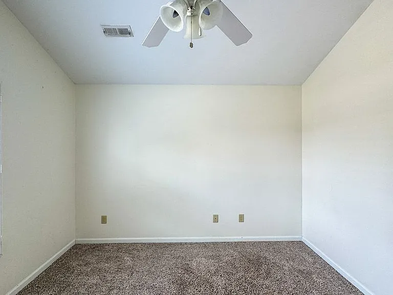 2900 Blackwater Ct — Photo 25