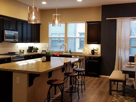 4th image of 12520 Amesbury Cir