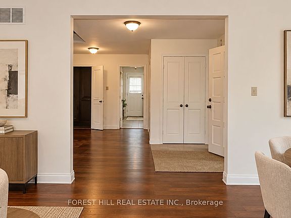 3rd image of 10 Teagarden Ct