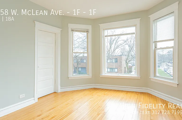 3758 W McLean Ave #1F — Photo 2
