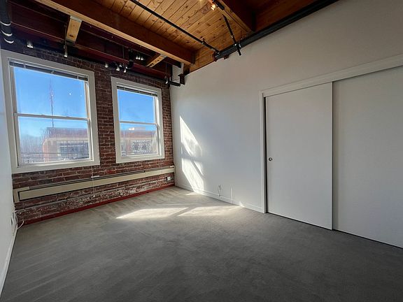 5th image of 95 Federal St